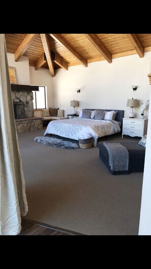 5 bedrooms, iron/ironing board, travel cot, free WiFi - Mountain  Majesty Home Durango, CO (Hesperus)