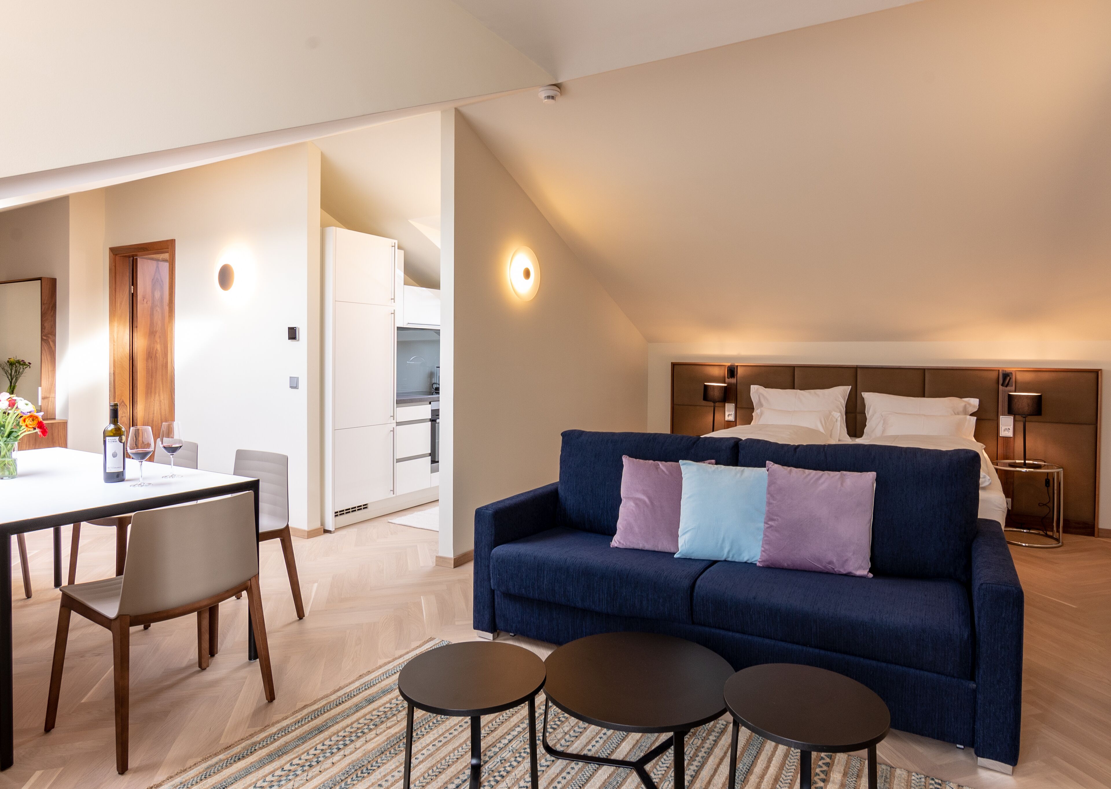 Superior Studio | Living area | Flat-screen TV, Netflix