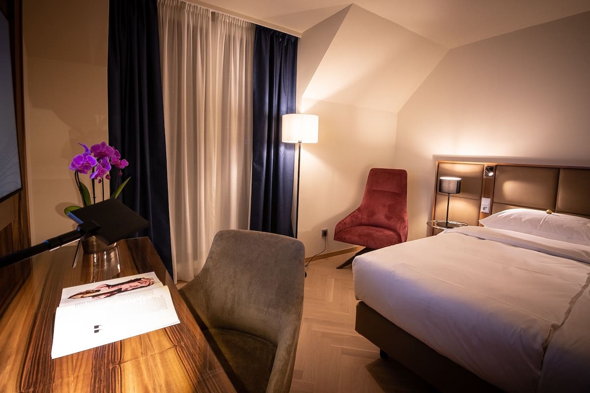 Literie de qualité, couette en duvet