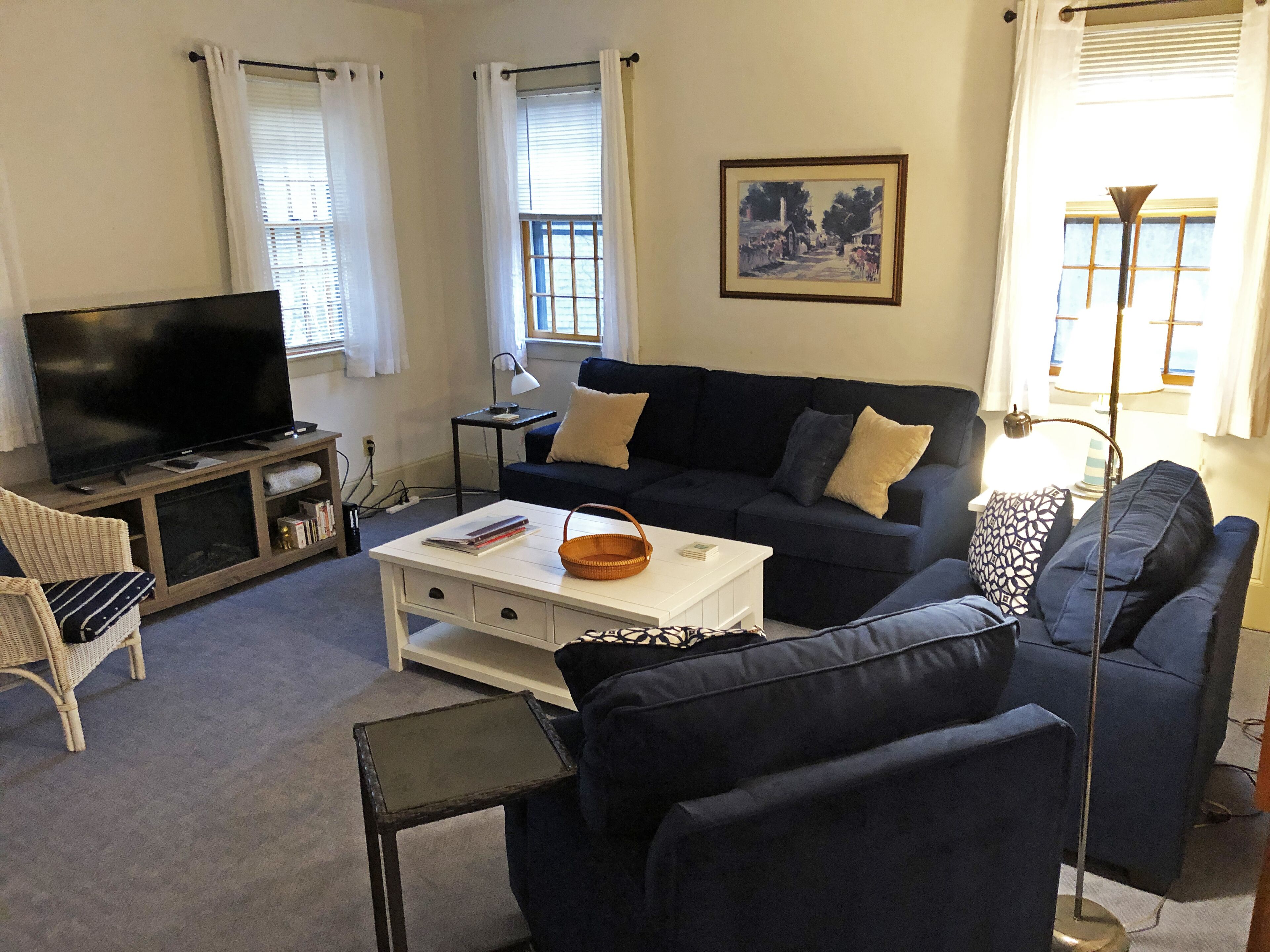 Cute, Quiet, Centrally located near Miacomet, Outdoor Shower