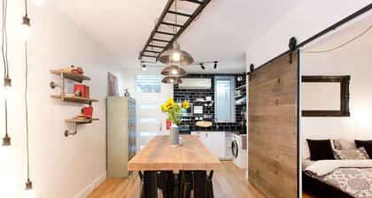 Industrial Central Apartment Fremantle