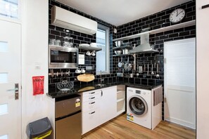 Fridge, microwave, stovetop, toaster