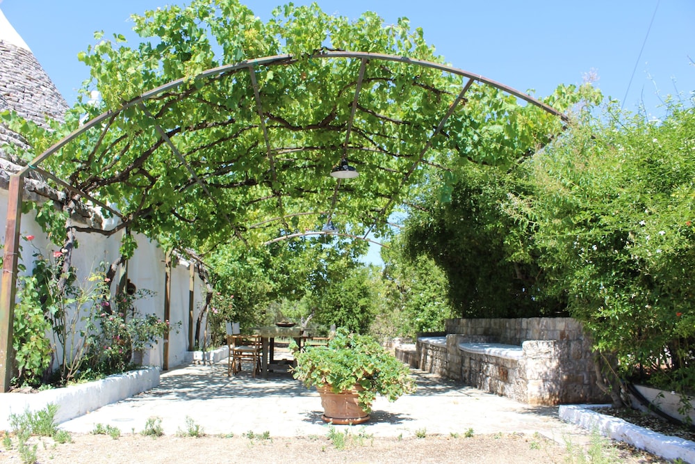 Le Trulli Delle Fate Fuffe - Pouilles