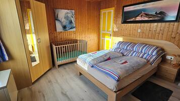 2 chambres, bureau, fer et planche Ă repasser, Wi-Fi gratuit