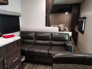 2 bedrooms, bed sheets