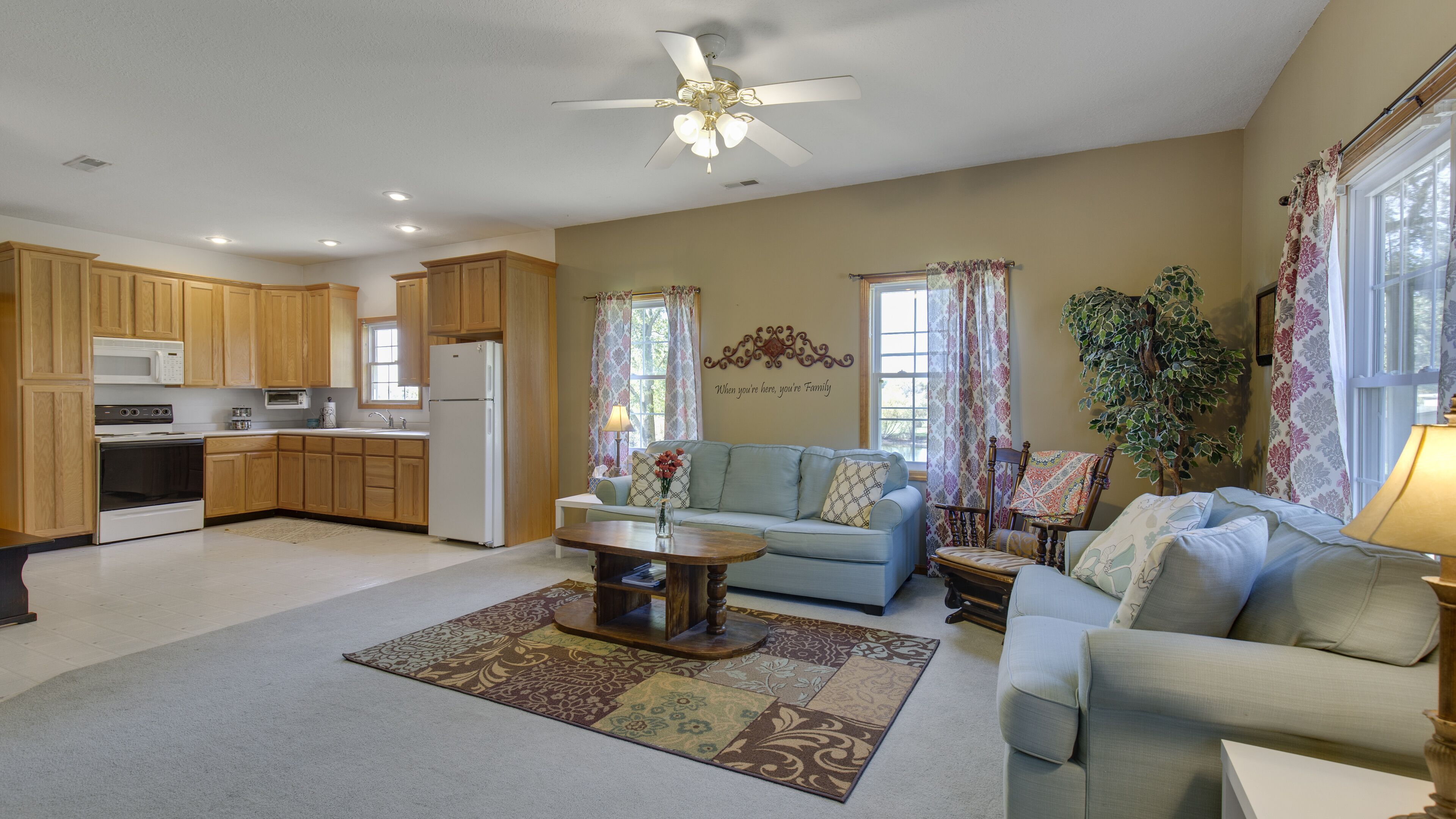 Family Getaway just one hour from Kansas City!