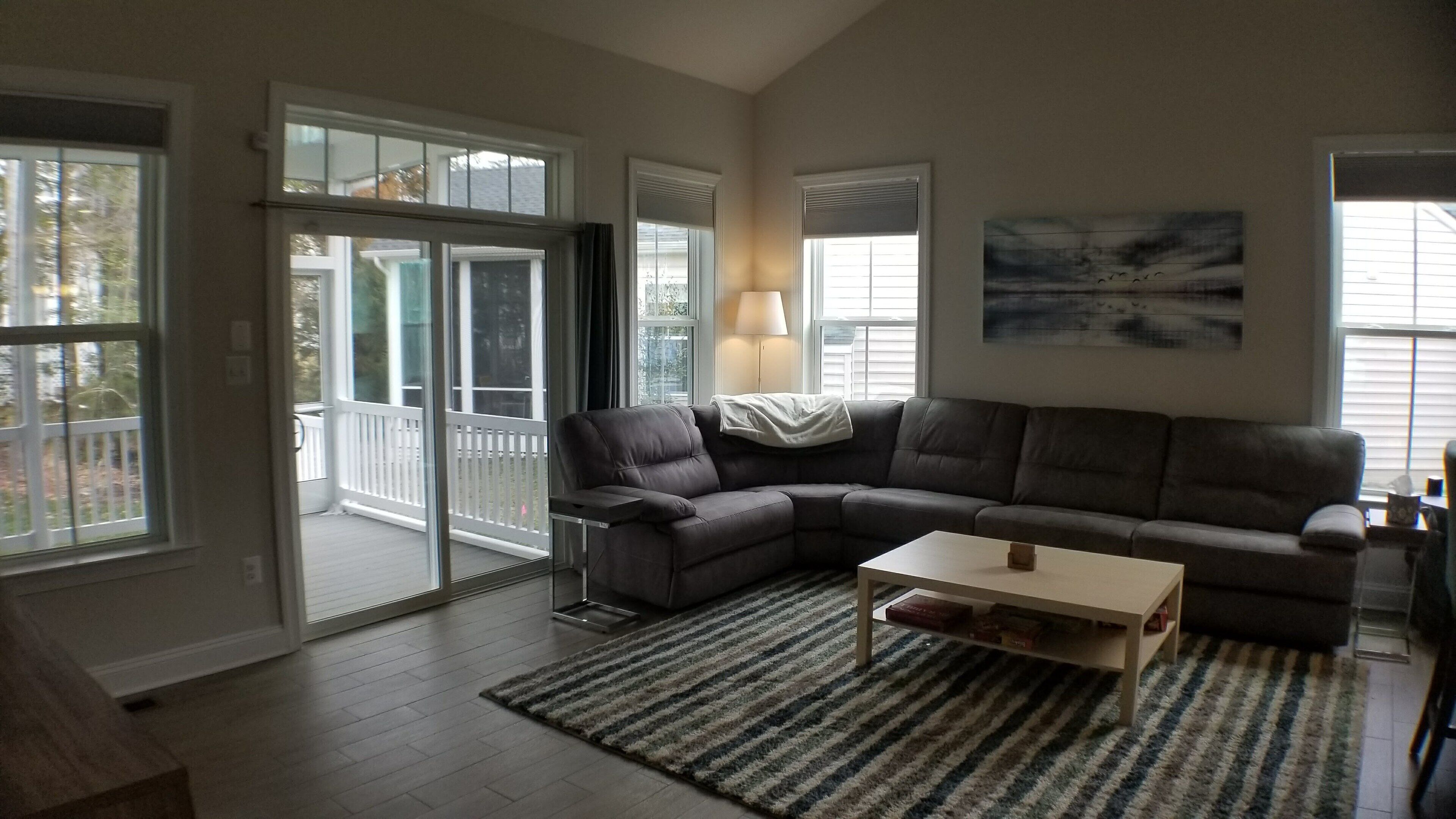 Amazing single family home, biking distance to the beach!