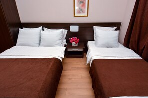Classic Family Room | In-room safe, blackout drapes, soundproofing, free WiFi - Taste Tbilisi (Tbilisi)