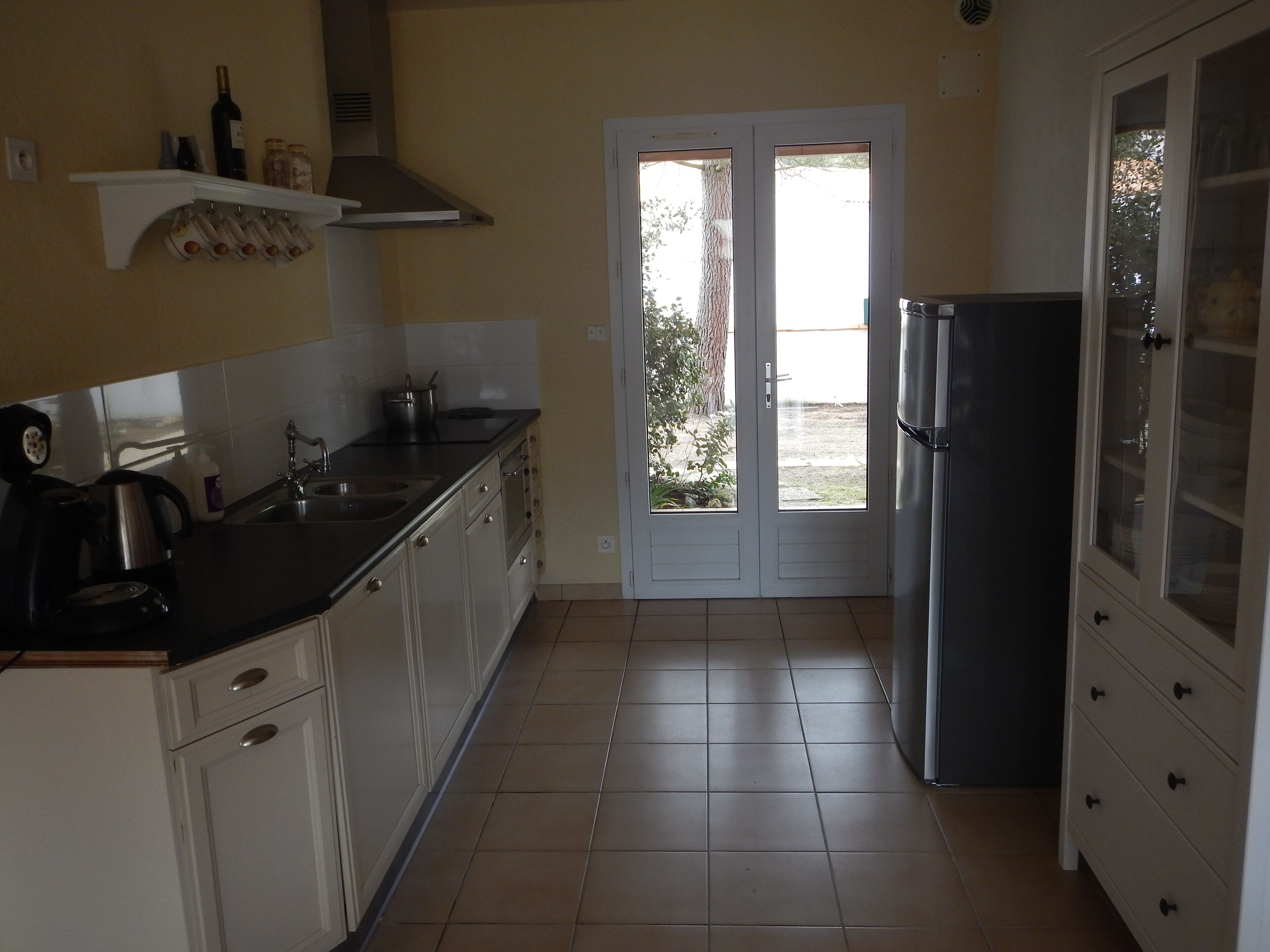 Detached Villa in La Tranche sur mer, 400 yards from the beach and forest