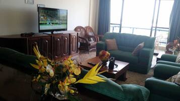 Family Apartment, Multiple Beds, Non Smoking, Pool View | Television