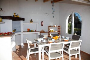 Dining - Villa Oasis - Costa CarpeDiem (Calpe)