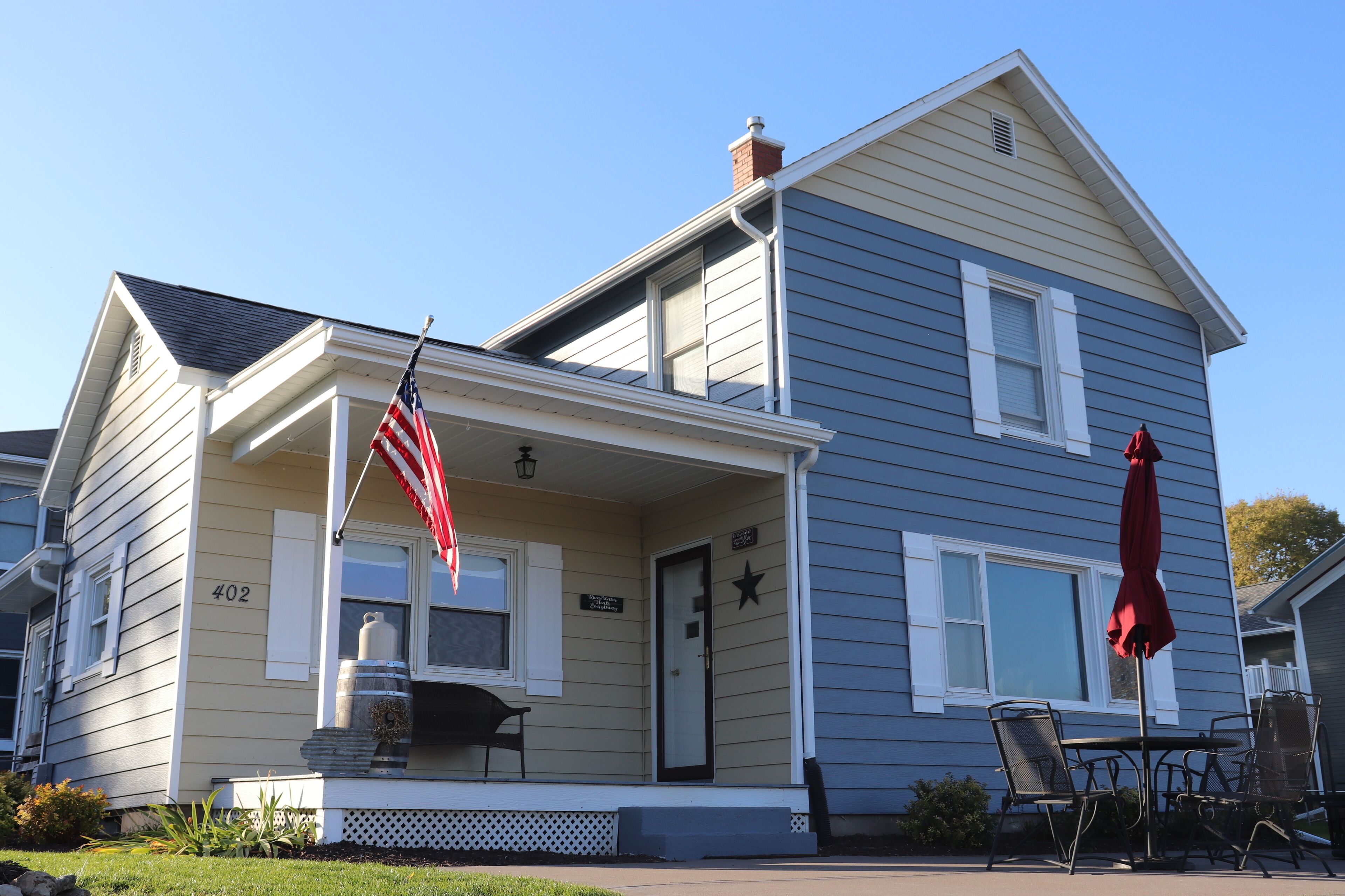 The LeClaire River Chateau