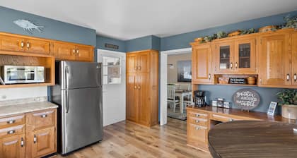 The LeClaire River Chateau