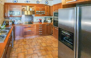 Refrigerador, microondas, parrilla de estufa y lavavajillas 