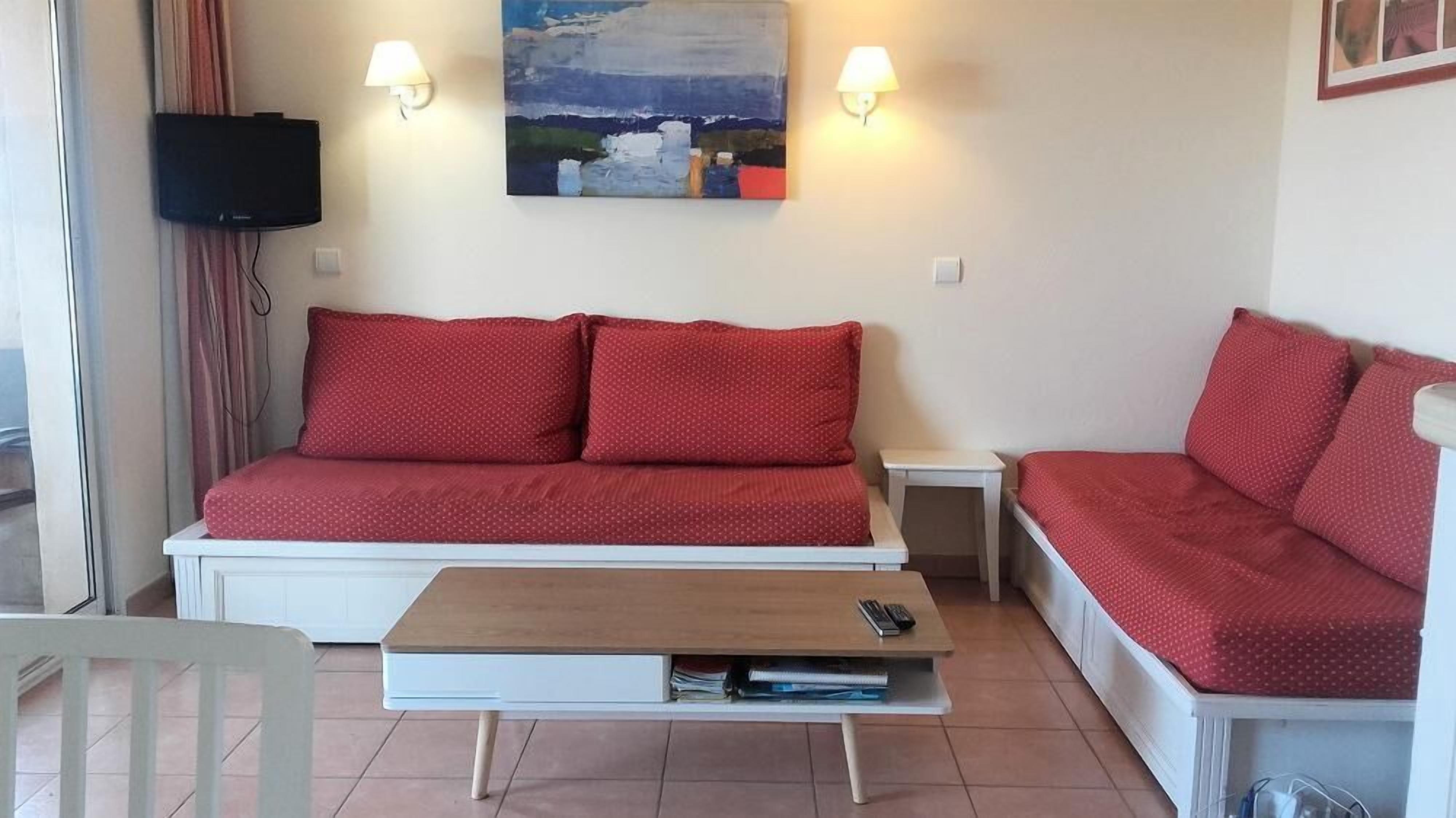 Village Pont Royal in Provence - Maeva Individual - 2 room apartment 7 people Confort