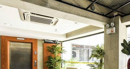 Travelbee Seaside Inn