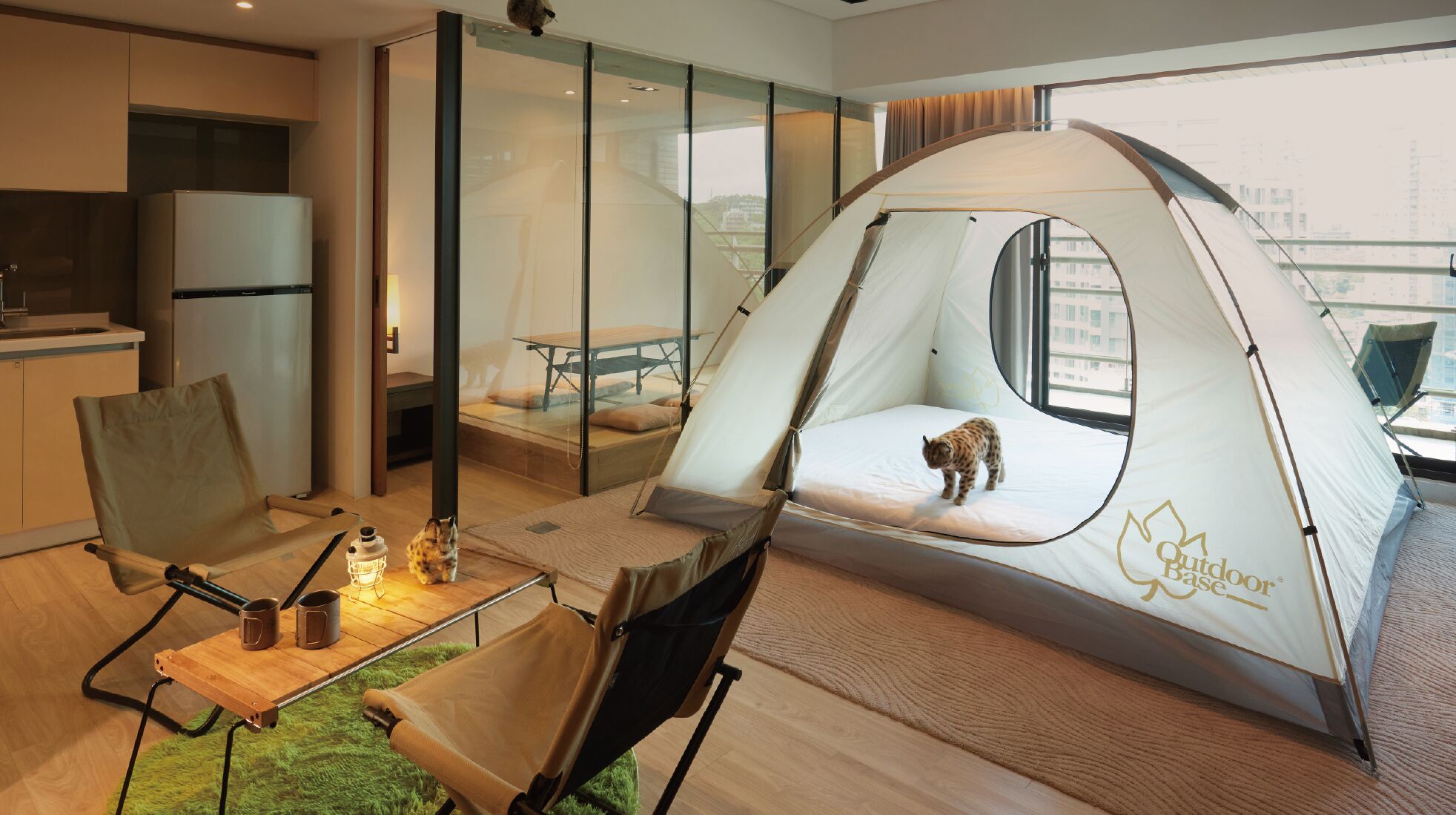 Down duvets, free minibar, in-room safe, desk