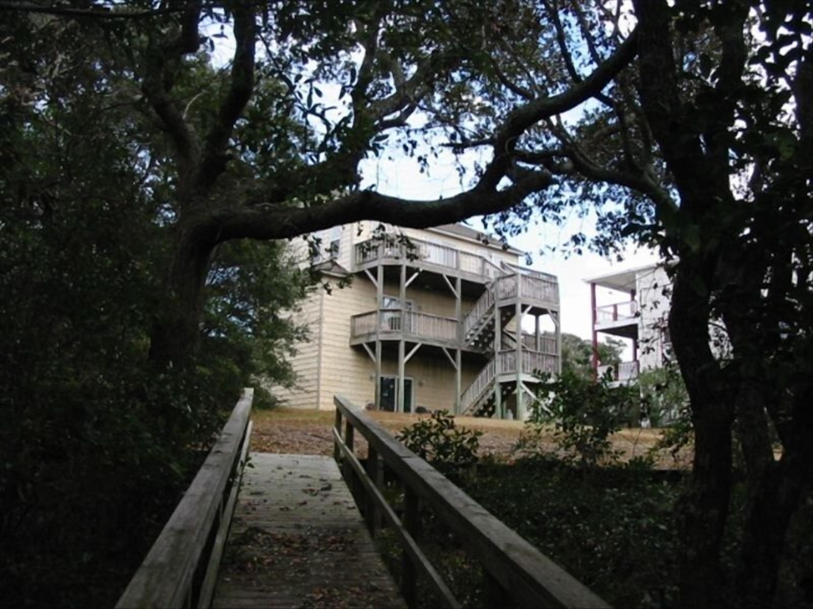 Single family home, but space for 2 families or multigenerational stays!