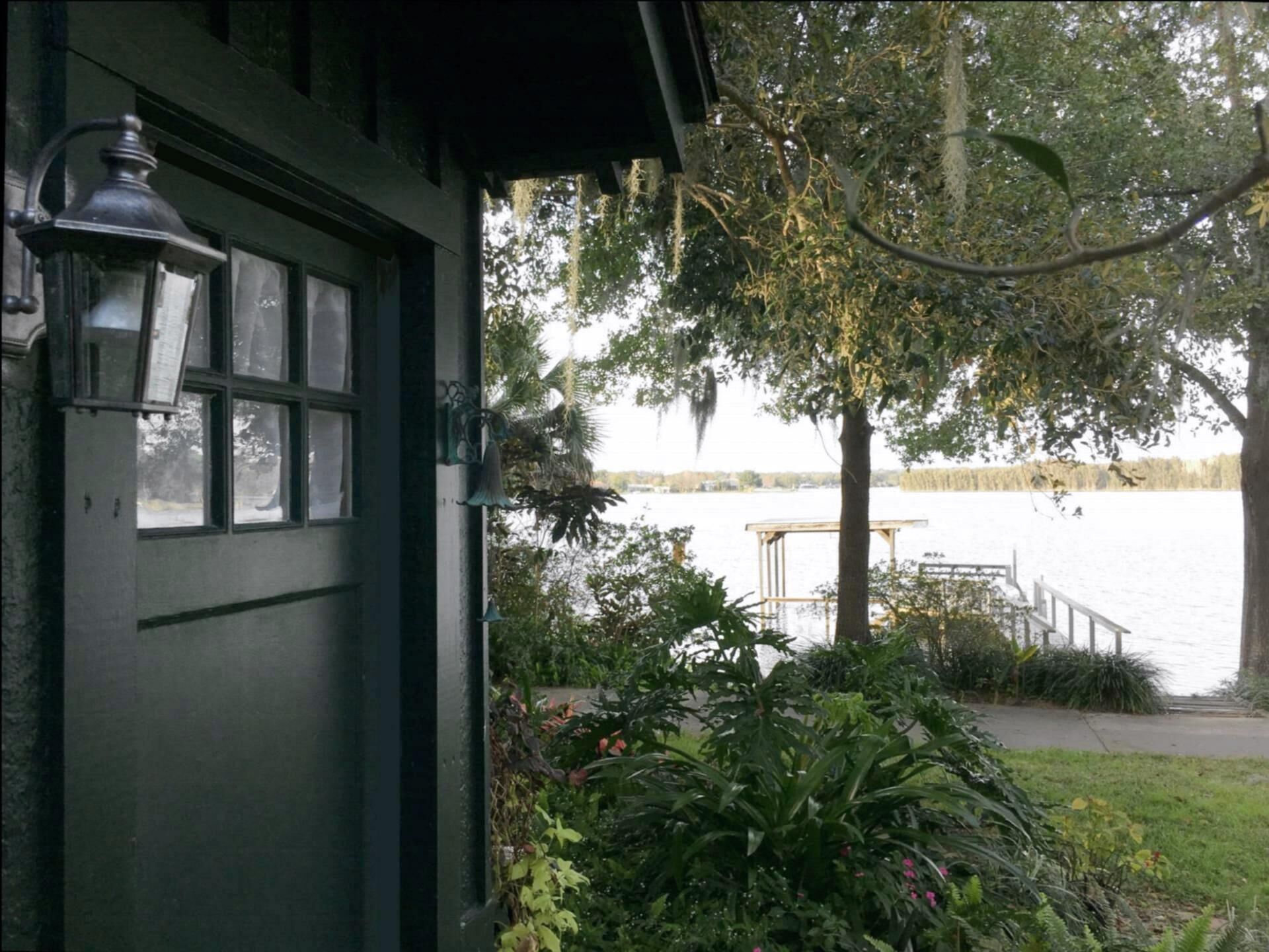 YOUR COTTAGE ON THE LAKE