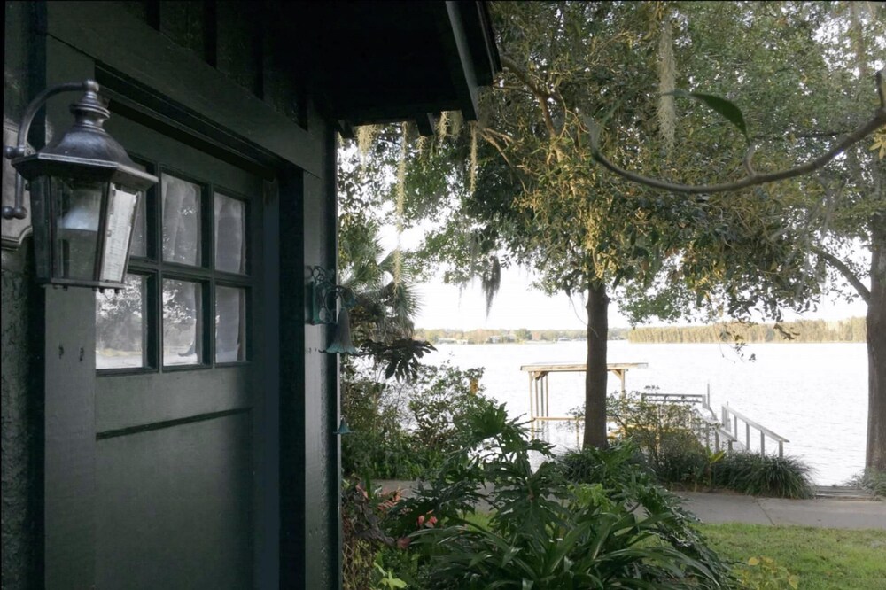 YOUR COTTAGE ON THE LAKE
