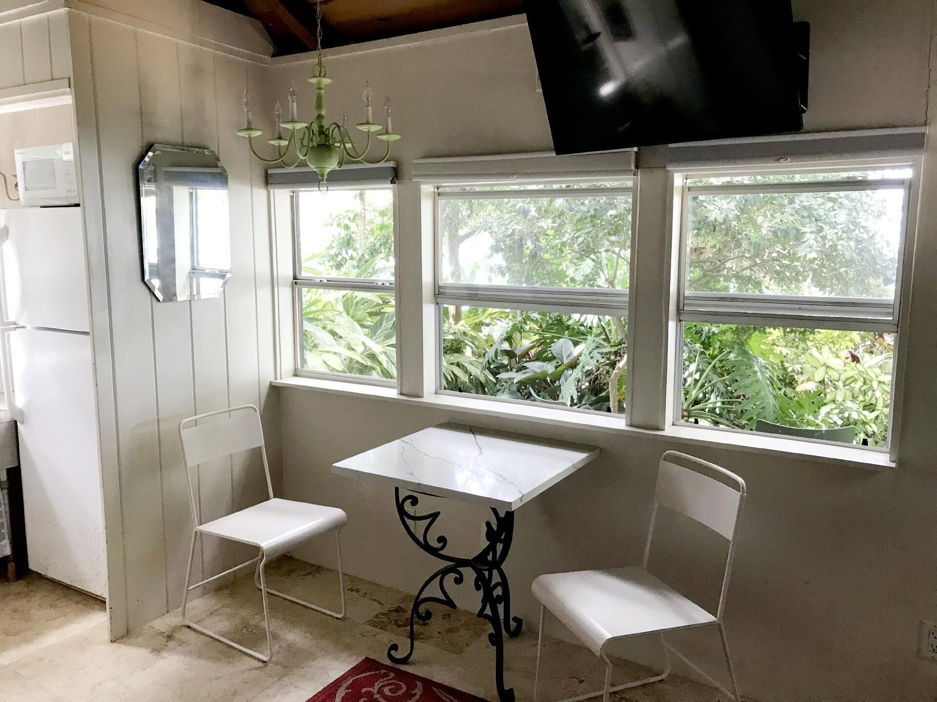 YOUR COTTAGE ON THE LAKE