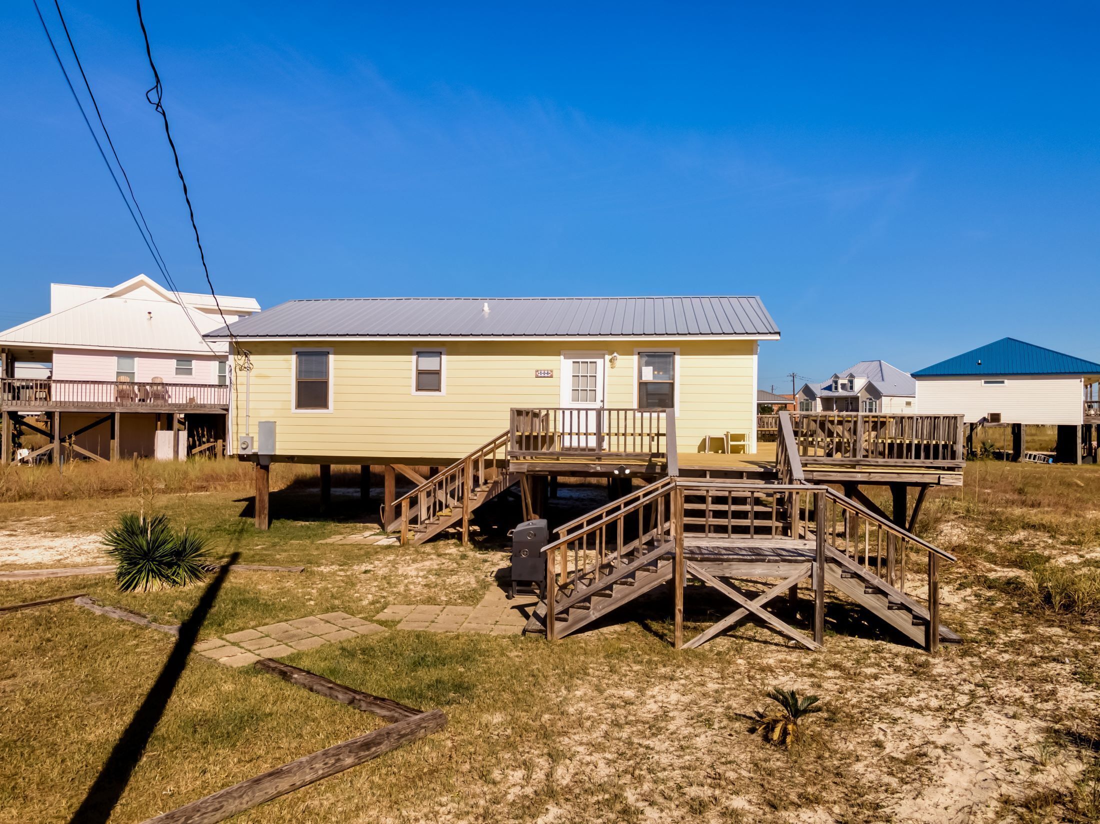 You are my Sunshine - Gulf Beachside, 2 Bedroom, 2 Bath, Pet Friendly, Sleep 6
