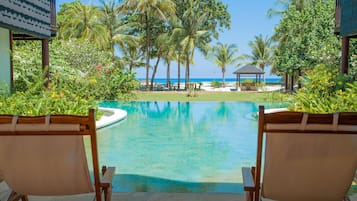 Frangipani Luxury Villa | Terrace/patio