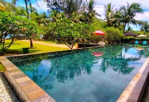 Casuarina Palms Luxury Villa | Private pool