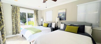 Melbourne 3 King sovrum / 2 badrum Pool hem (valfri uppvärmning) 9 sovplatser