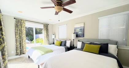 Hacienda 4bed/2bath Heated Pool Sleep 12 in Beds