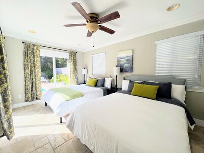 Hacienda 4bed/2bath Heated Pool Sleep 12 in Beds