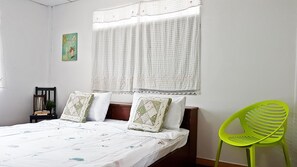 9 Schlafzimmer, Bügeleisen/Bügelbrett, kostenloses WLAN, Bettwäsche
