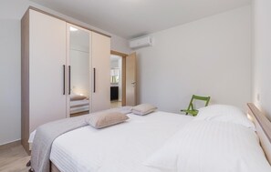 2 habitaciones, wifi gratis y ropa de cama 