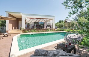 Pool - 3 bedroom amazing home in Pomer (Pomer)