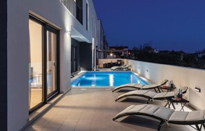 Pool - Luxurious home in Pula (Pula)
