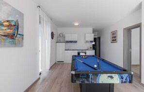 غرفة الألعاب