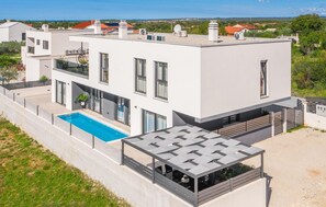 Exterior - Luxurious home in Pula (Pula)