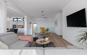 Smart TV - Luxurious home in Pula (Pula)