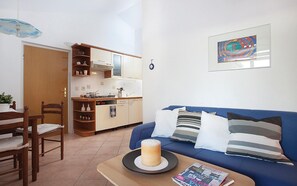 TV - Awesome apartment in Rabac with WiFi (Rabac)