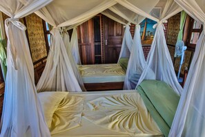 Comfort Bungalow, 2 Single Beds, Non Smoking | 1 bedroom, down duvets, Select Comfort beds, minibar