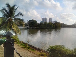 Lake - Haven Fort Hostel (Colombo)