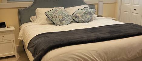 2 多间卧室、客房内保险箱、熨斗/熨衣板、旅行婴儿床