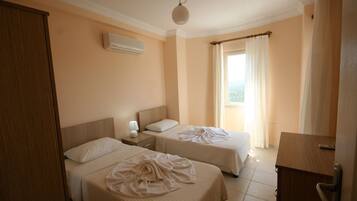 Villa, 3 Bedrooms, Pool View