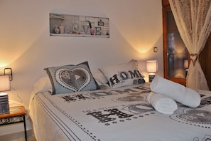 Panoramic Loft, Multiple Beds, Mountain View | Premium bedding, Select Comfort beds, in-room safe