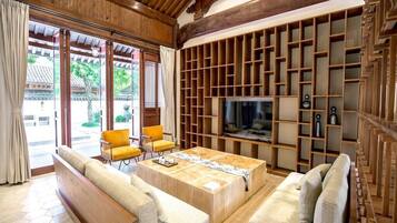 Family Villa | Living area