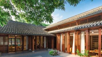 Family Villa | Courtyard view