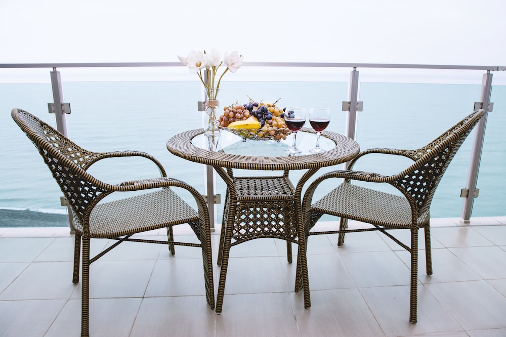 Aqua Batumi Hotel & Apartments
