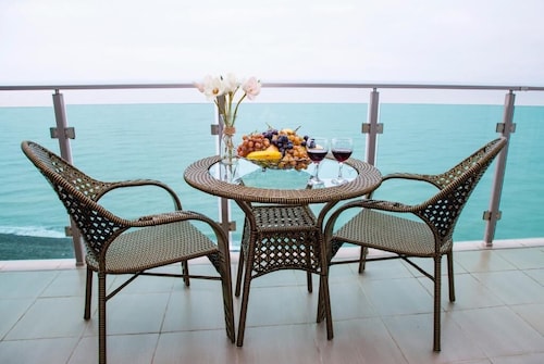 Aqua Batumi Hotel & Apartments