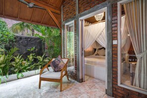 3 bedrooms, in-room safe, WiFi, bed sheets