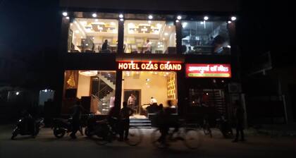 Hotel Ozas Grand